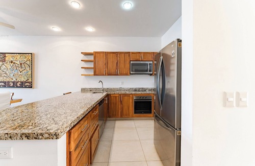 Huautlco Condominio | Coastal Views and Private Beach Access