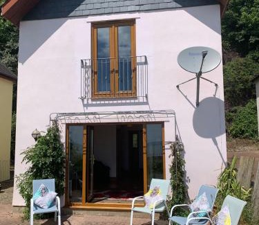 Pendine Casa | Coastview Cottage ,quiet beach holiday