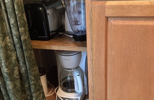 Middletown Cabina | Cobb Tree House; Charming 1-bedroom cabin.