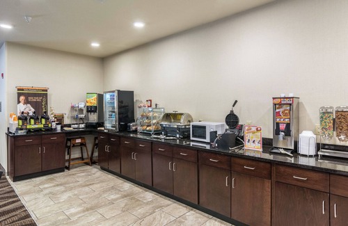 Erie Hotel | Cobblestone Hotel & Suites - Erie
