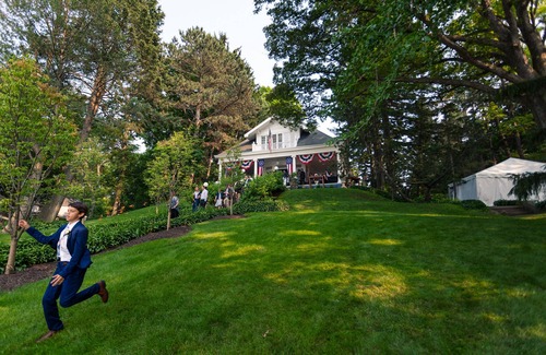 McHenry Casa | Cobblewood Manor en el lago