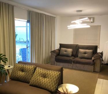 Tombo Apartamento | Cobertura com área externa com vista para o mar na melhor praia do Guarujá tombo