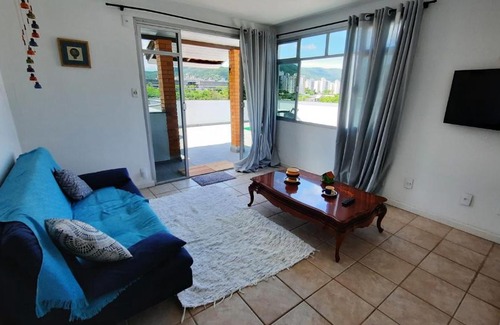Florianopolis Apartamento | Cobertura com Ótima Vista e Localização em Floripa