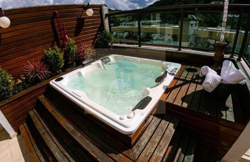 Itaipava Apartamento | Cobertura exclusiva com Jacuzzi Privativa no Coração de Itaipava