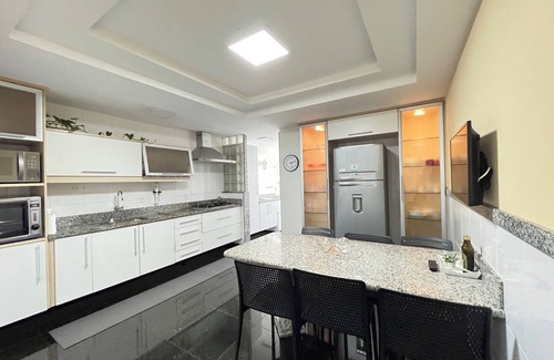 Cabo Frio Apartamento | Cobertura Luxo com Jacuzzi