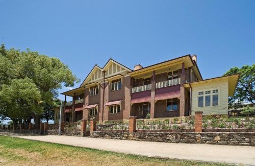 Cockatoo Island Otro | Cockatoo Island Accommodation