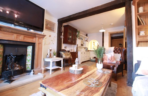 Seaford Cabaña | Cockle Cottage, An artists haven, Charming Cottage