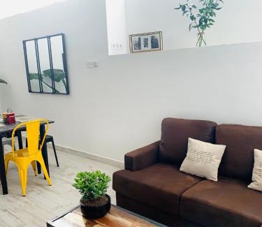 El Pilar Apartamento | Coco Homes