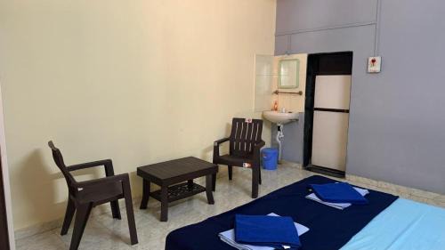 Devbag Casa | Coco Hut , Devbaug