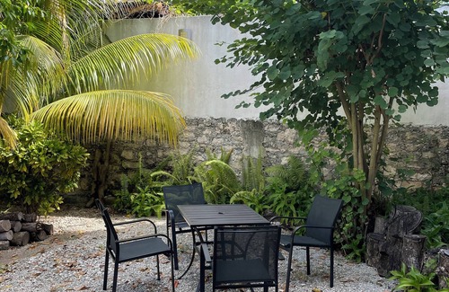 San Miguel Apartamento | Coco Independent Apartment with Garden