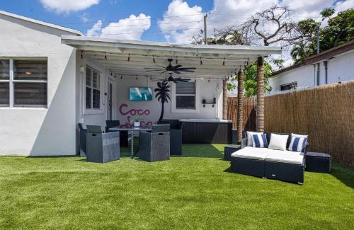 Little Havana Casa | Coco Loco - Little Havana