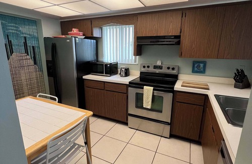 Crescent Beach Condominio | Cocoa Beach Paradise - Direct Ocean