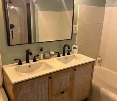 University Heights Casa | Cocoa Breeze Nook Suite