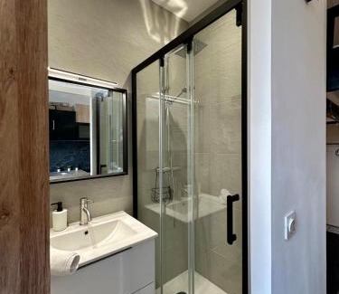 Quartier Chorier-Berriat Apartamento | Cocon calme à 2mn Clinique Mutualiste et Tram