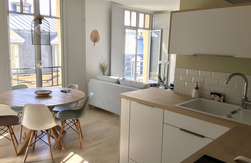 Saint-Malo Apartamento | "Cocon d'Emeraude à Saint-Malo" Charming 2-bedroom apartment, 50m from the beach, 4* balcony with sea view