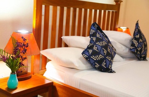 North Ridge Hotel | Coconut Grove Regency Hotel
