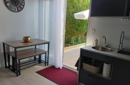Saint-Andre-de-Cubzac Apartamento | Cocooning Studio de la Gare