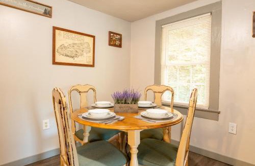 Sevierville Casa | Coffee Cottage By Avada Properties