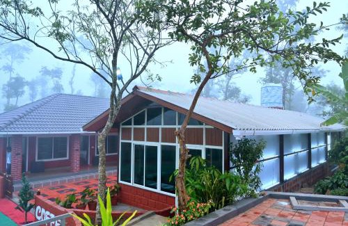 Sakleshpur Casa | Coffee Crown Homestay - 1KM Falls, Home Food & Coffee Estate