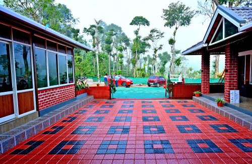Sakleshpur Casa | Coffee Crown Homestay - 1KM Falls, Home Food & Coffee Estate