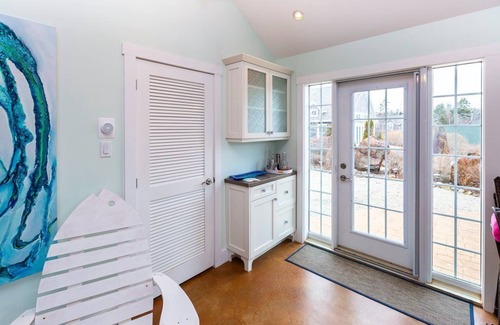Upper Blandford Cabaña | Coffee With A View Of Deep Cove