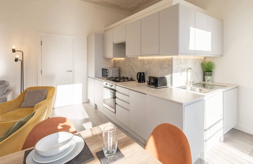 Eastbourne City Centre Apartamento | Cohost Partners - Elegant Escape Eastbourne