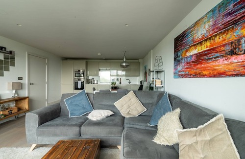 Bristol Apartamento | Cohost Partners Stylish 2BR in Central Bristol