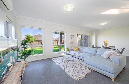 Colebee Casa | Colebee Modern 5BR House Spacious & Close to Park
