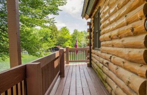 Hamilton Casa | Colgate Cabin #6