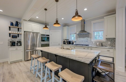 North Forest Beach Casa | Coligny/Beach! Pool, Hot Tub/Sleeps 18
