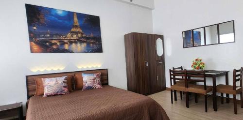 Trece Martires Casa | Colins Suite at Hope Residences