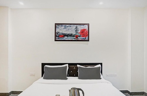 Baraula Hotel | Collection O 70089 Hotel
