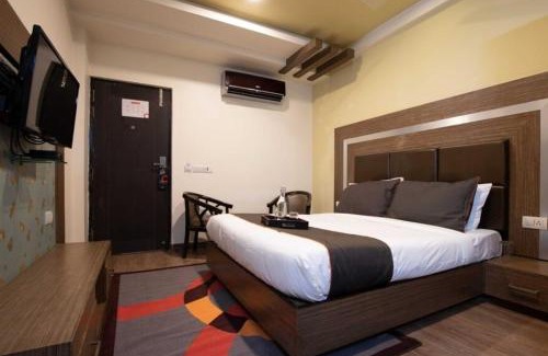 Udumbanchola Hotel | Collection O Karimbankuthu Waterfalls Thekkady Formerly Thoufeeq Tourist Home