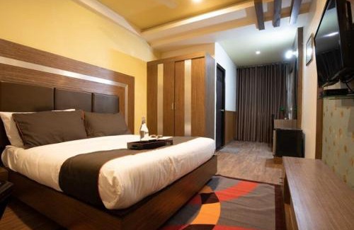 Udumbanchola Hotel | Collection O Karimbankuthu Waterfalls Thekkady Formerly Thoufeeq Tourist Home