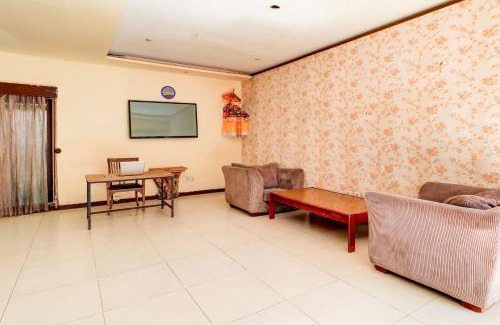 Kesiman Hotel | Collection O Putri Inn Homestay