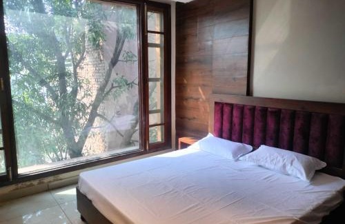 Dera Bassi Hotel | Collection O Sukhmani Medical College Ambience Tower