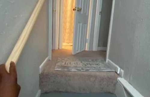 South Kansas City Cabaña | College Cottage
