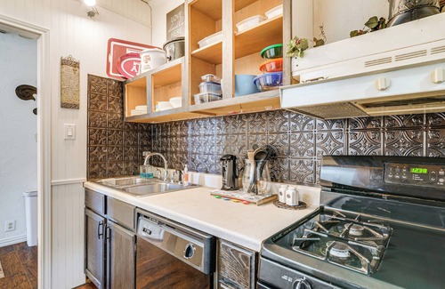 Wellborn Casa | College Station Lodge w / Hot Tub y Prvt. ¡Patio!