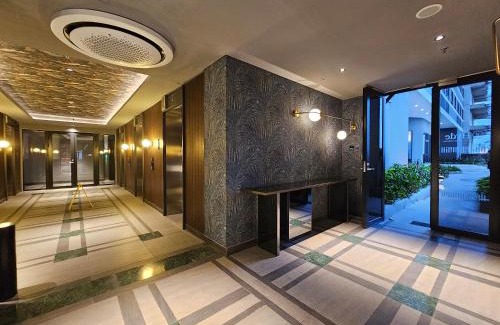 Pinang Apartamento | Collins Boulevard Apartemen Serpong U2827A
