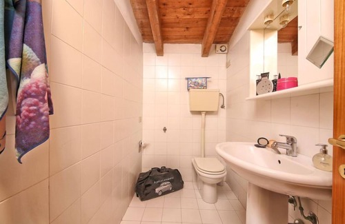Cunettone Apartamento | Apartamento Colombaro Vecchio en Salo' - 7 personas, 3 dormitorios