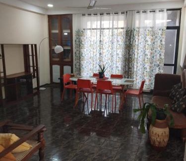 Battaramulla Casa | Colombo Garden Lane Homestay