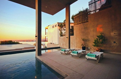 Gordon's Bay Casa | COLONEL'S ROOM