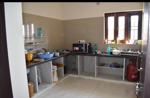 Udaipur District Casa | Colonels Home stay - Un hogar lejos del hogar. Ubicado en un entorno natural pintoresco.