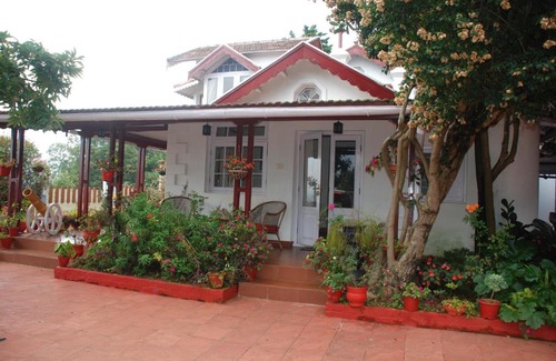 Coonoor Casa | Colonial 4 B/R Home, Great for Families, Coonoor