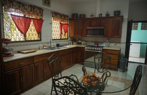 Lago de Apoyo Casa | Colonial Elegance in the Heart of Masaya for 8 Guests