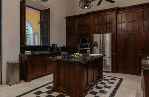 Barrio de Santiago Casa | Colonial family house
