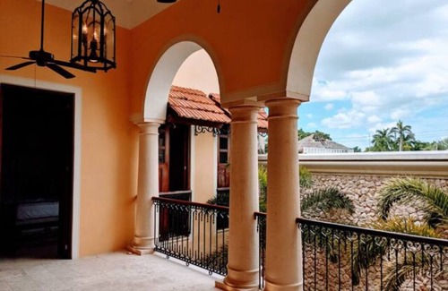 Barrio de Santiago Casa | Colonial family house