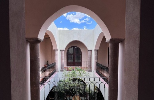 San Luis Potosi Apartamento | Colonial hotel in the heart of the historic city center of San Luis