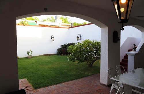 Mendoza City Center Casa | Casa Colonial en Mendoza! | 9 Personas