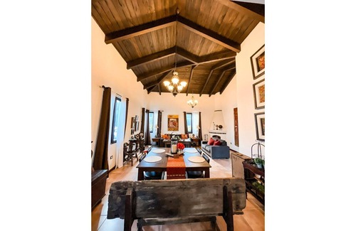 Jocotenango Casa | Casa estilo colonial en Antigua Guatemala